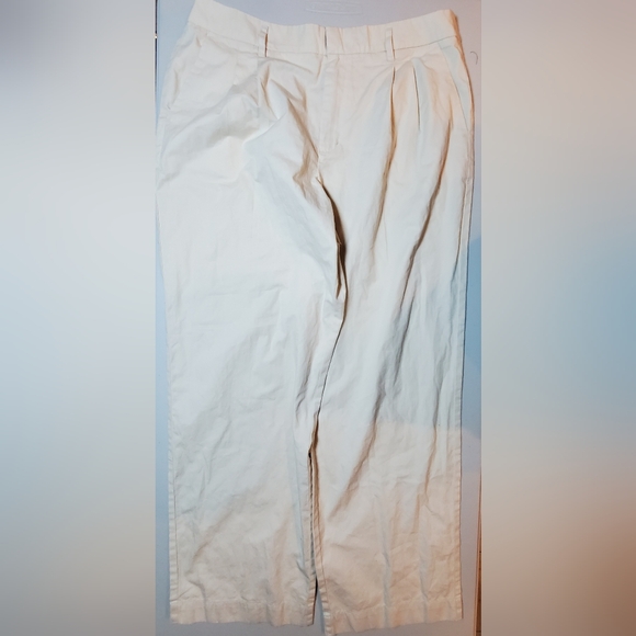 🤎A New Day Women's High-Rise Pleat Front Straight Chino Pants - Picture 3 of 5